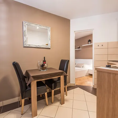 Donat Apartman Zára