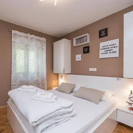 Apartment Donat