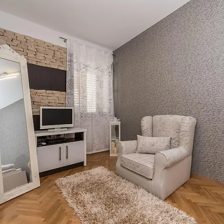 Apartment Donat
