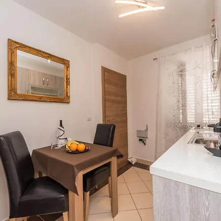 Apartment Donat *